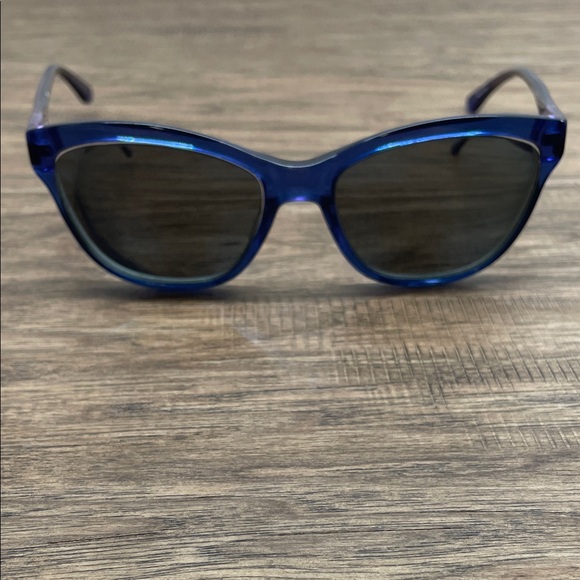 Guess Blue Cat-Eye Sunglasses - Picture 1 of 7